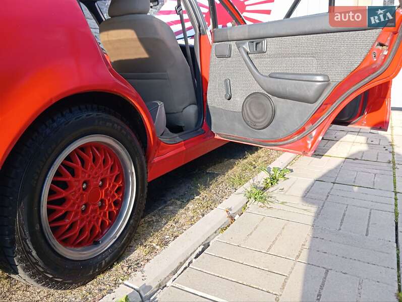 Универсал Toyota Carina 1988 в Сумах