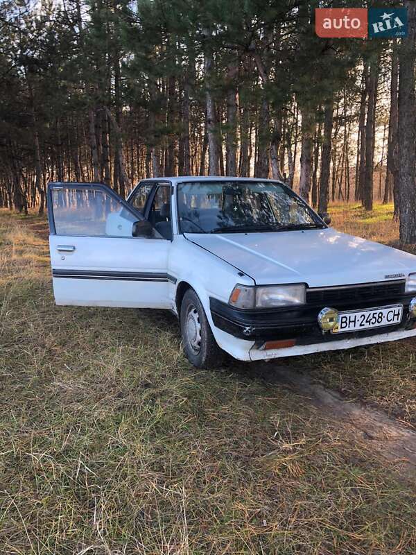 Toyota Carina 1987