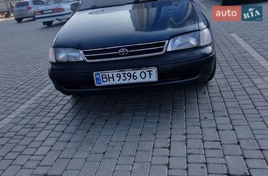 Седан Toyota Carina 1994 в Одесі