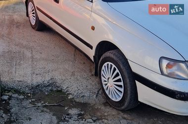 Седан Toyota Carina 1993 в Одессе