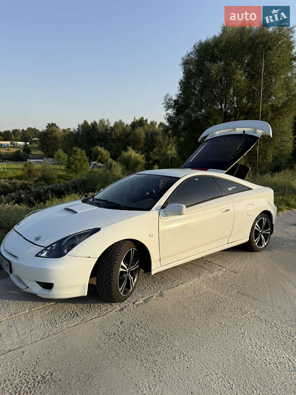 Купе Toyota Celica 2001 в Киеве фото 3 Купе Toyota Celica 2001 в Киеве