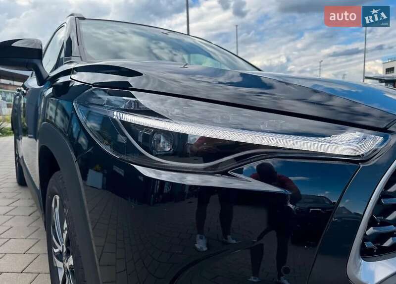 Внедорожник / Кроссовер Toyota Corolla Cross 2024 в Киеве