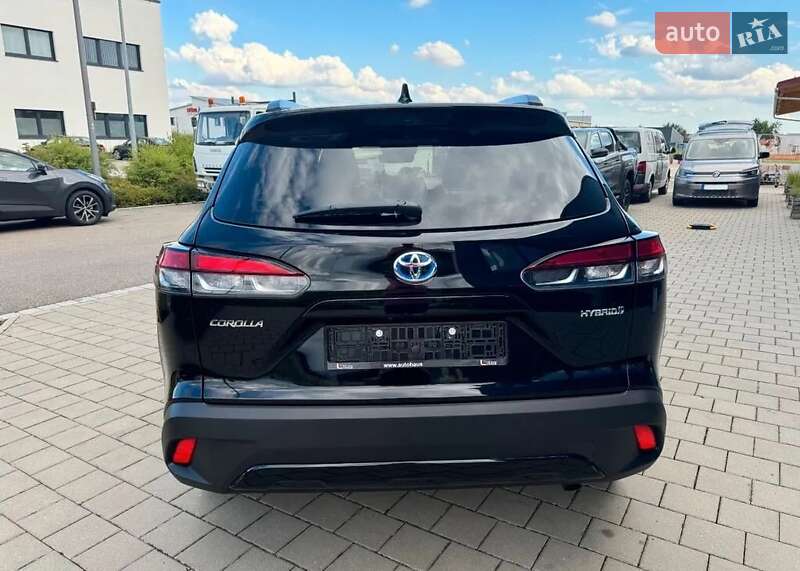 Внедорожник / Кроссовер Toyota Corolla Cross 2024 в Киеве