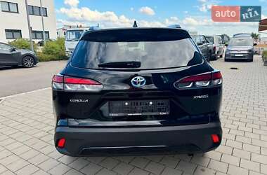 Позашляховик / Кросовер Toyota Corolla Cross 2024 в 