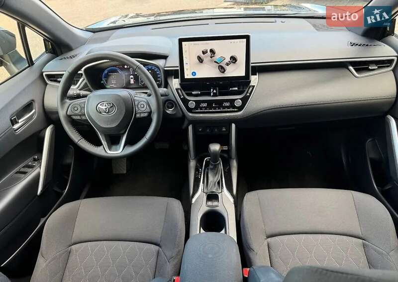Внедорожник / Кроссовер Toyota Corolla Cross 2024 в Киеве