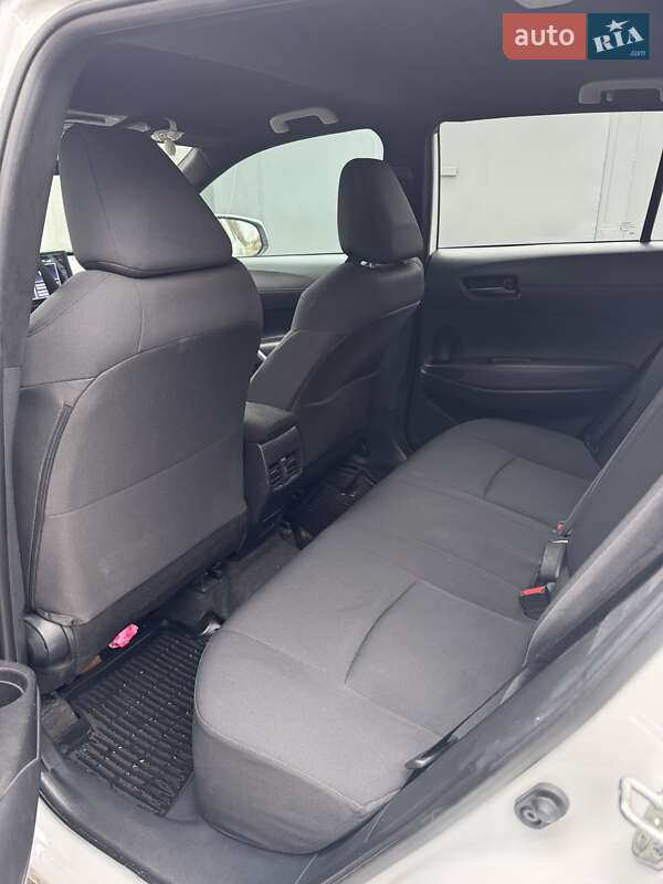 Внедорожник / Кроссовер Toyota Corolla Cross 2022 в Днепре фото 13 Внедорожник / Кроссовер Toyota Corolla Cross 2022 в Днепре