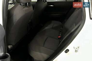 Внедорожник / Кроссовер Toyota Corolla Cross 2023 в 