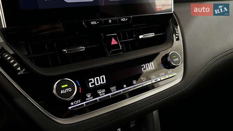 Позашляховик / Кросовер Toyota Corolla Cross 2023 в Ужгороді