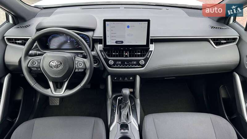 Внедорожник / Кроссовер Toyota Corolla Cross 2023 в Хмельницком