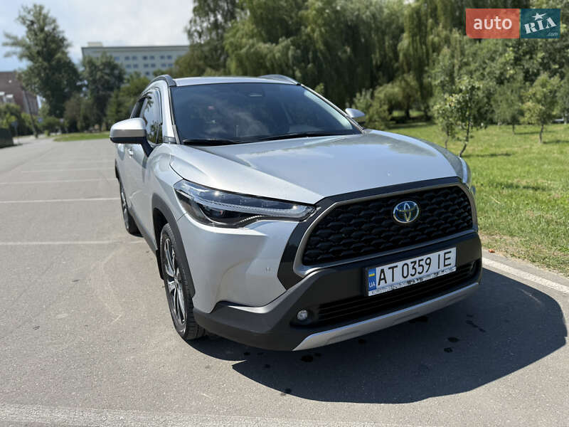 Внедорожник / Кроссовер Toyota Corolla Cross 2022 в Ивано-Франковске
