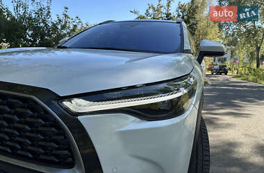 Внедорожник / Кроссовер Toyota Corolla Cross 2023 в 
