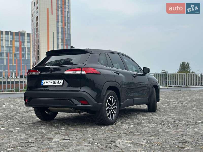 Внедорожник / Кроссовер Toyota Corolla Cross 2023 в Днепре