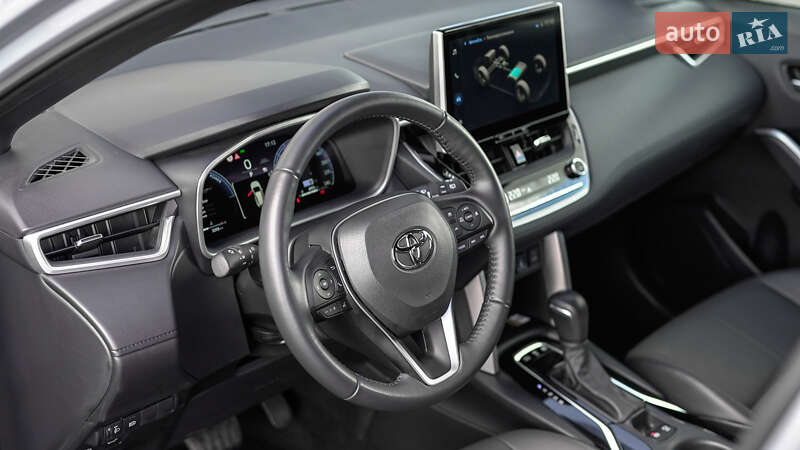 Внедорожник / Кроссовер Toyota Corolla Cross 2024 в Львове