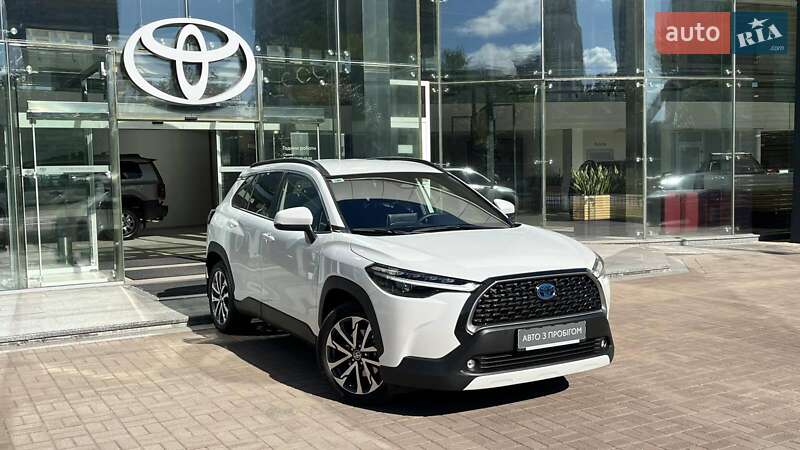 Внедорожник / Кроссовер Toyota Corolla Cross 2023 в Киеве