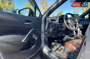 Внедорожник / Кроссовер Toyota Corolla Cross 2023 в 