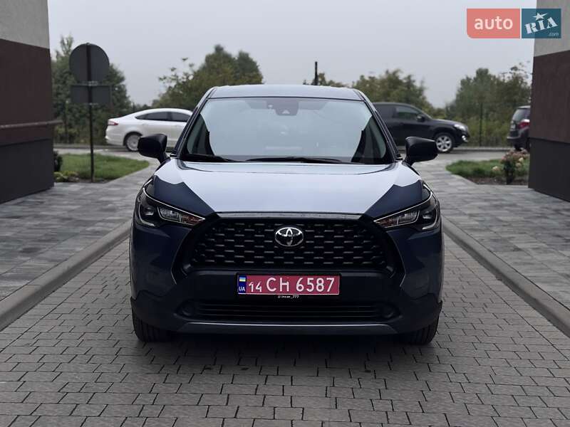 Внедорожник / Кроссовер Toyota Corolla Cross 2022 в 