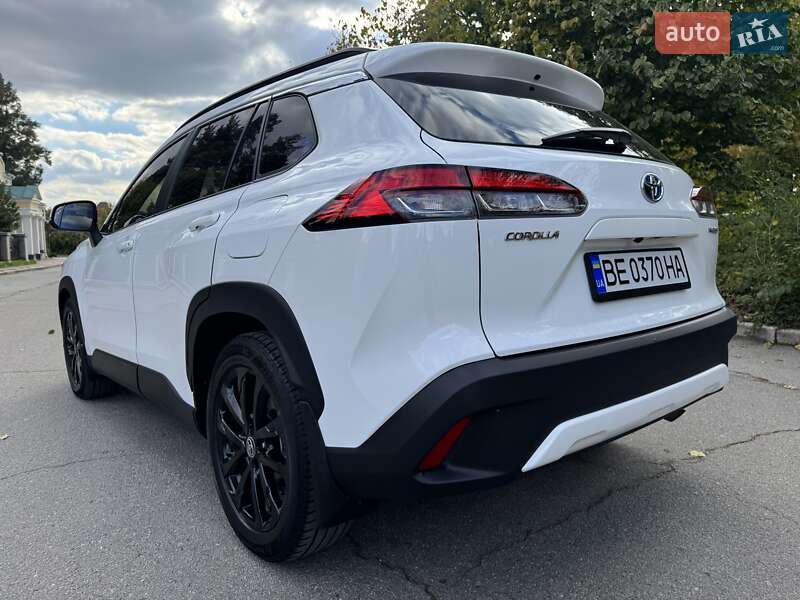 Позашляховик / Кросовер Toyota Corolla Cross 2022 в Умані фото 5 Позашляховик / Кросовер Toyota Corolla Cross 2022 в Умані