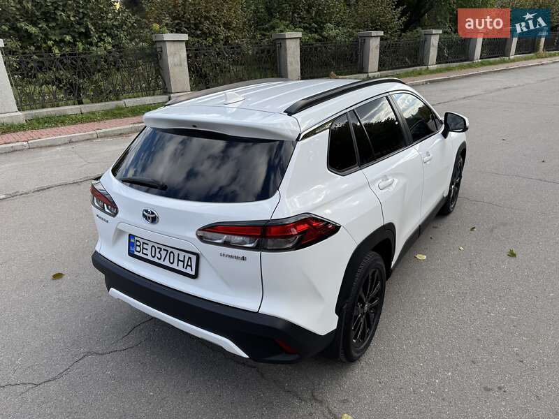 Позашляховик / Кросовер Toyota Corolla Cross 2022 в Умані фото 10 Позашляховик / Кросовер Toyota Corolla Cross 2022 в Умані