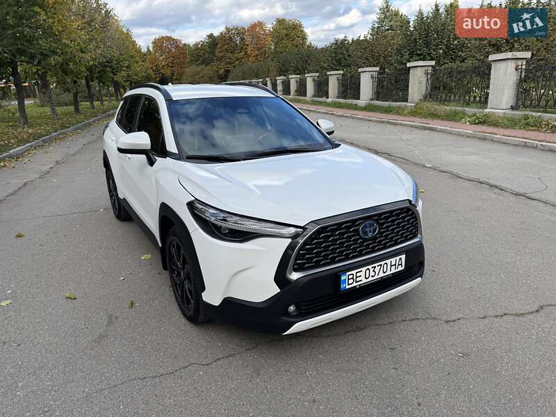 Позашляховик / Кросовер Toyota Corolla Cross 2022 в Умані фото 16 Позашляховик / Кросовер Toyota Corolla Cross 2022 в Умані