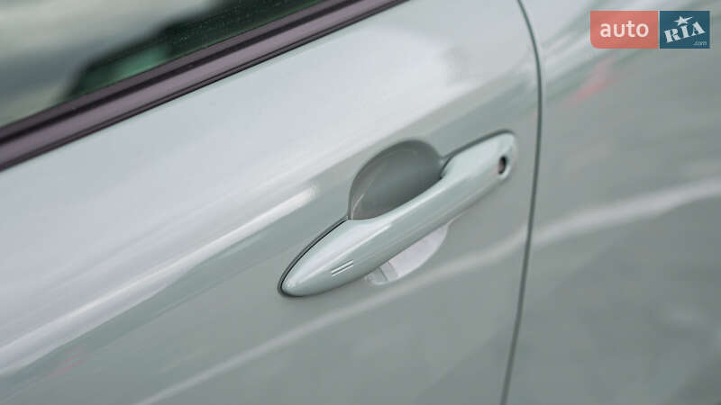 Позашляховик / Кросовер Toyota Corolla Cross 2024 в Львові