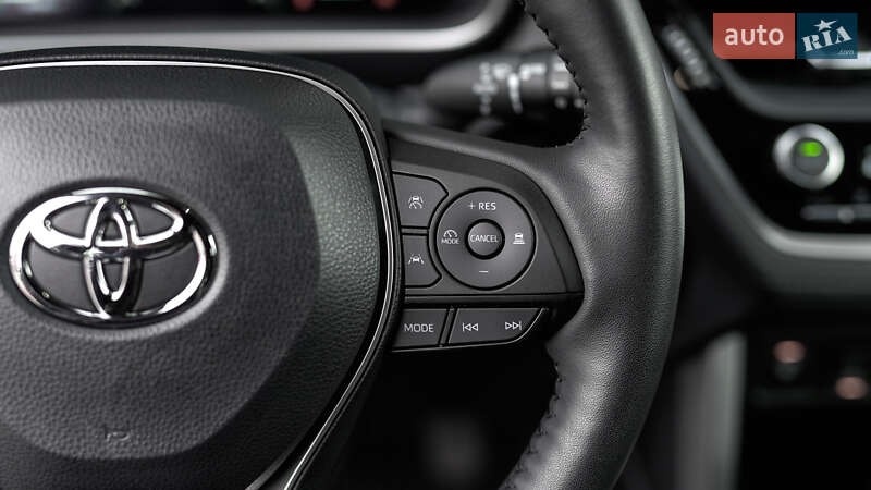 Позашляховик / Кросовер Toyota Corolla Cross 2024 в Львові