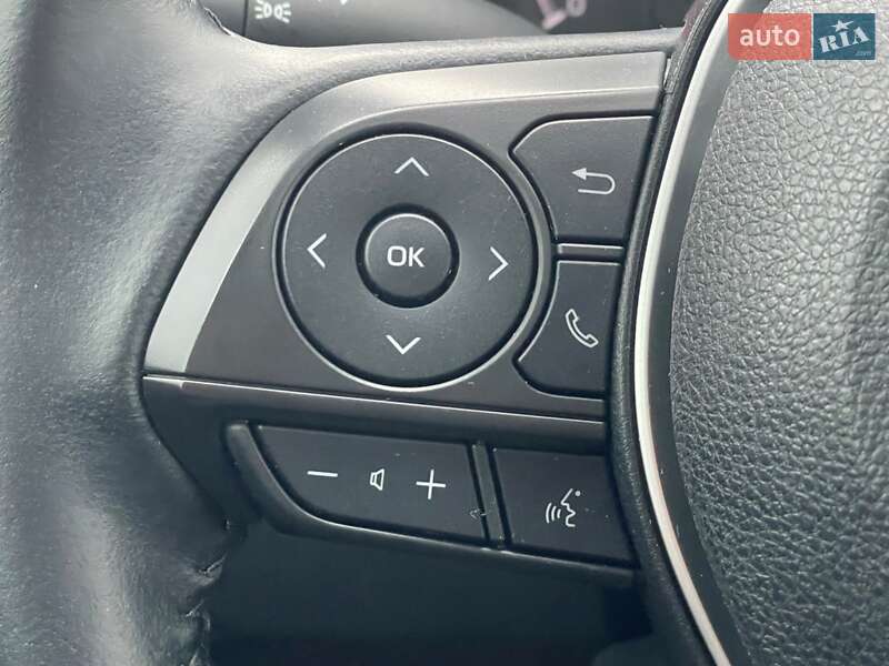 Внедорожник / Кроссовер Toyota Corolla Cross 2022 в Киеве