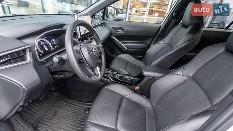 Позашляховик / Кросовер Toyota Corolla Cross 2023 в Дніпрі