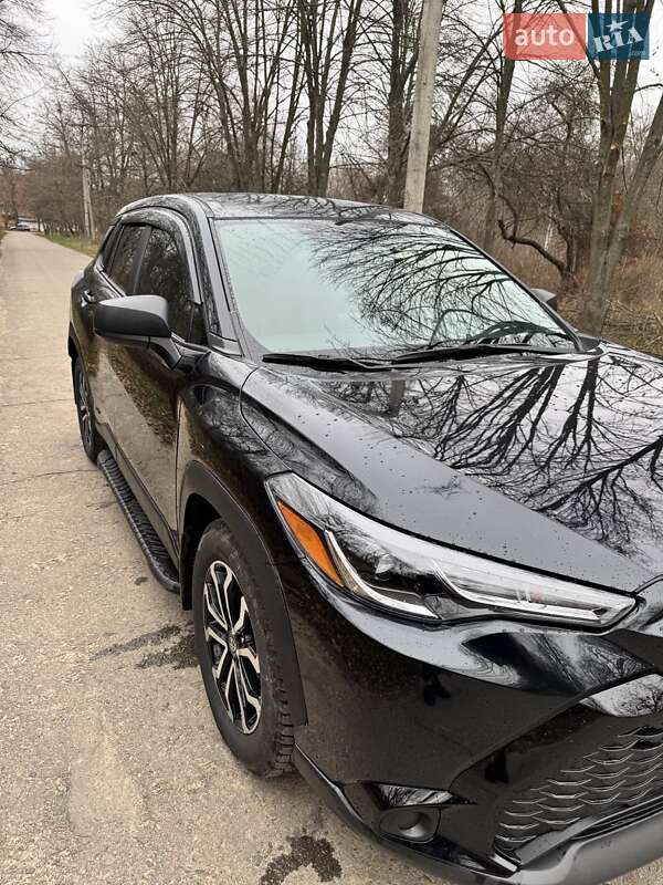 Внедорожник / Кроссовер Toyota Corolla Cross 2024 в Ватутино