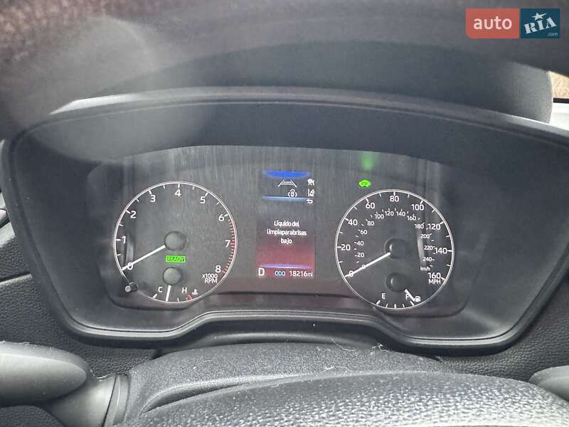 Внедорожник / Кроссовер Toyota Corolla Cross 2024 в Ватутино