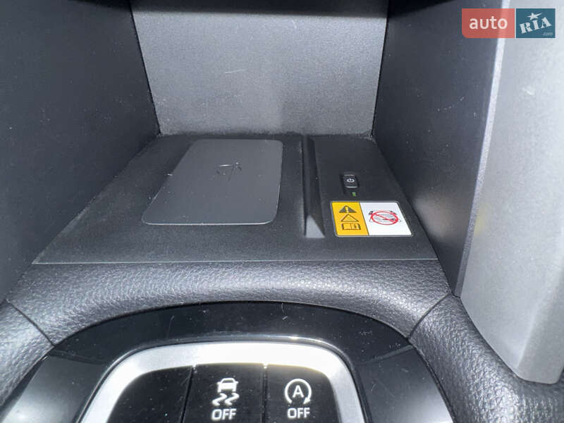 Позашляховик / Кросовер Toyota Corolla Cross 2023 в Хмельницькому фото 4 Позашляховик / Кросовер Toyota Corolla Cross 2023 в Хмельницькому