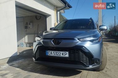 Универсал Toyota Corolla Cross 2024 в Киеве