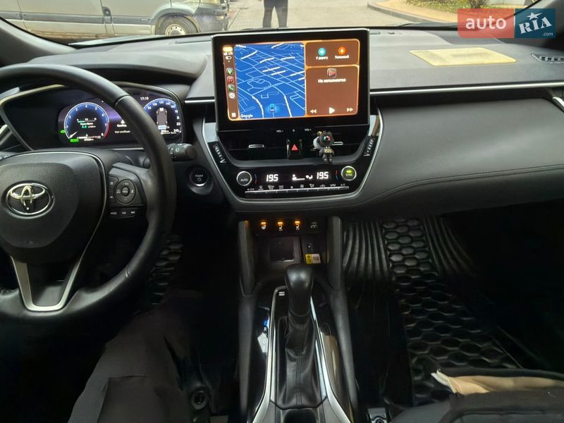 Внедорожник / Кроссовер Toyota Corolla Cross 2023 в Киеве