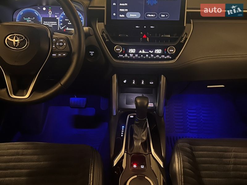 Внедорожник / Кроссовер Toyota Corolla Cross 2024 в Броварах