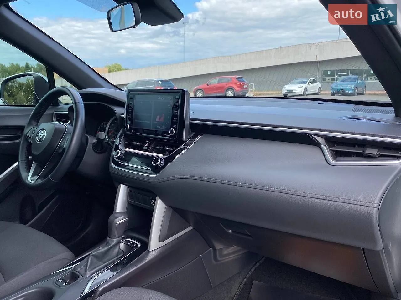 2022 Toyota Corolla Cross - мініатюра 16