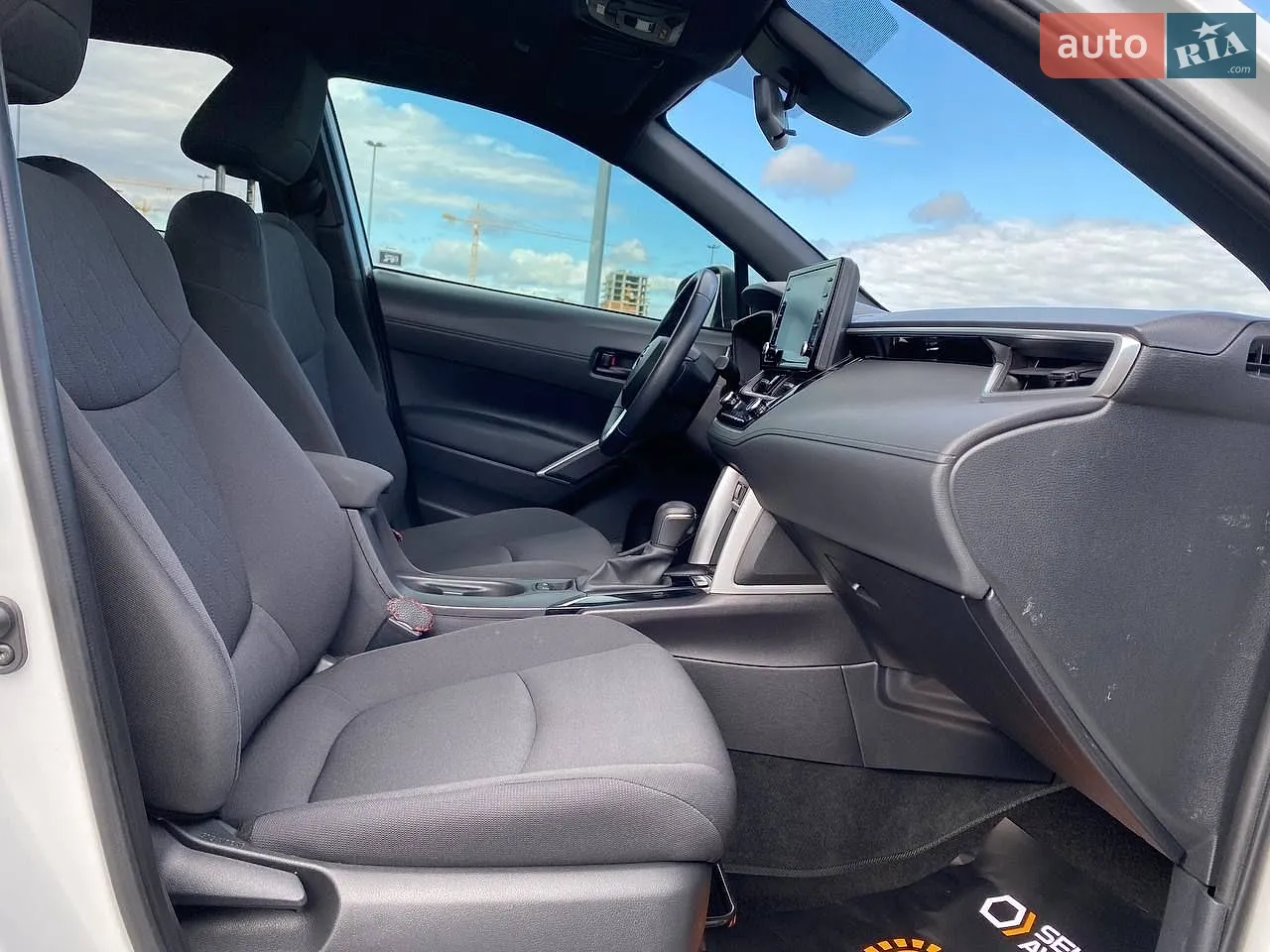 2022 Toyota Corolla Cross - мініатюра 17