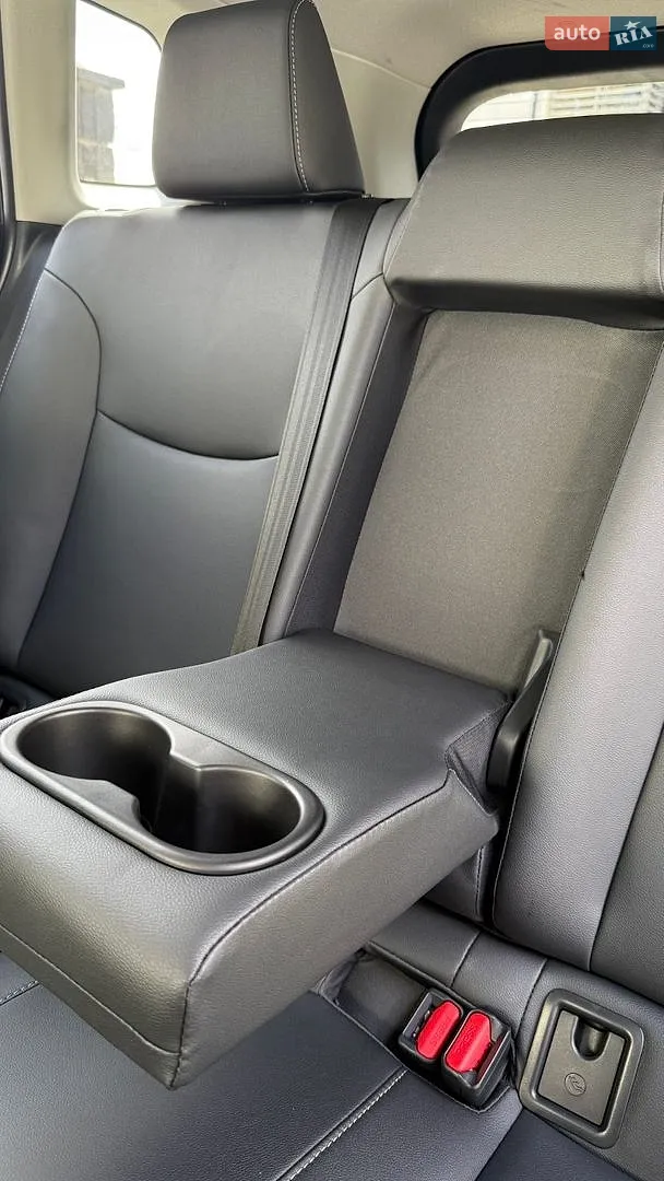 2025 Toyota Corolla Cross - мініатюра 61