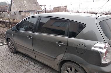 Минивэн Toyota Corolla Verso 2005 в Мелитополе