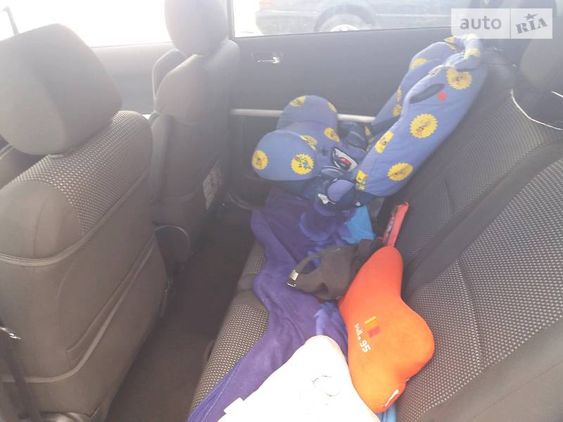 Універсал Toyota Corolla Verso 2006 в Львові