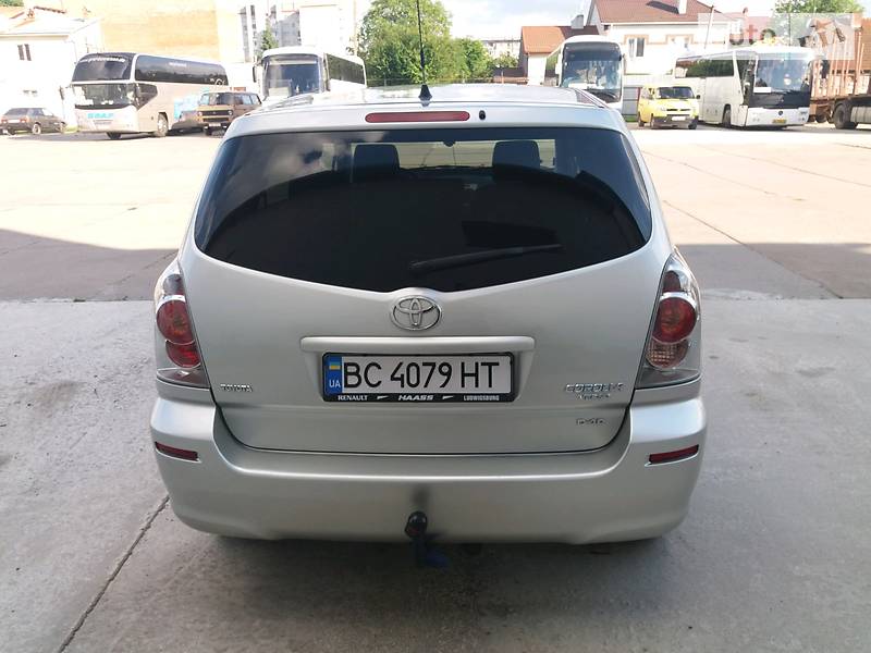 Універсал Toyota Corolla Verso 2006 в Львові