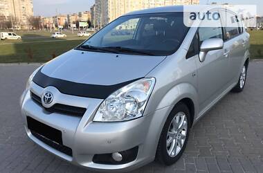 Універсал Toyota Corolla Verso 2008 в 