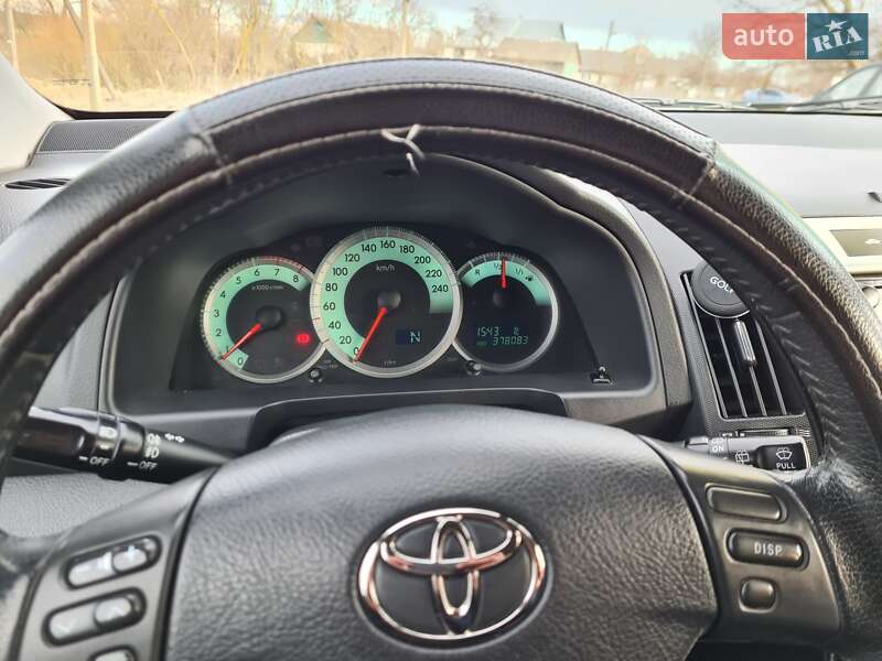 Toyota Corolla Verso 2005