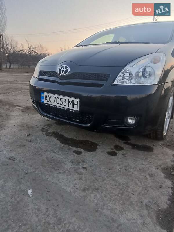 Мінівен Toyota Corolla Verso 2006 в Первомайську