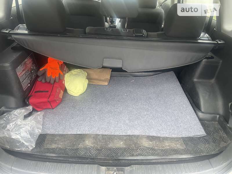 Минивэн Toyota Corolla Verso 2005 в Ровно