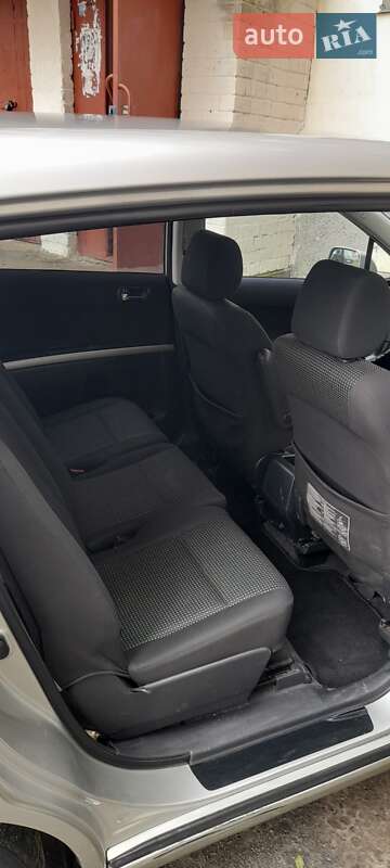 Мінівен Toyota Corolla Verso 2005 в Рівному