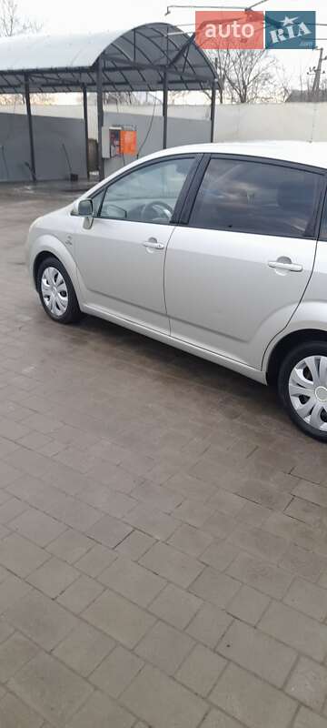 Мінівен Toyota Corolla Verso 2005 в Рівному