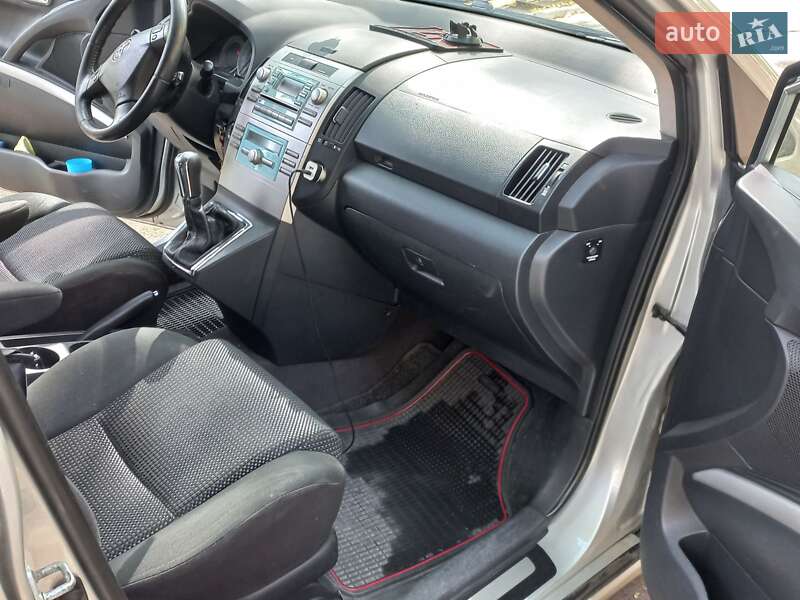 Мінівен Toyota Corolla Verso 2006 в Болграді