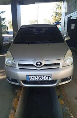 Мінівен Toyota Corolla Verso 2006 в Тульчині