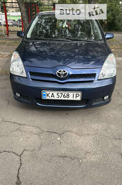 Минивэн Toyota Corolla Verso 2004 в Киеве