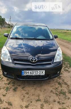 Мінівен Toyota Corolla Verso 2006 в Татарбунарах