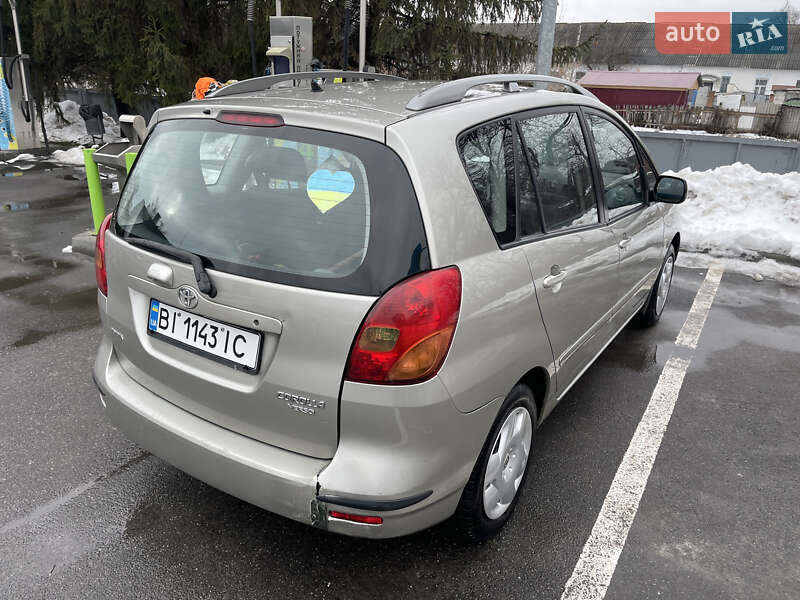 Минивэн Toyota Corolla Verso 2002 в Лубнах